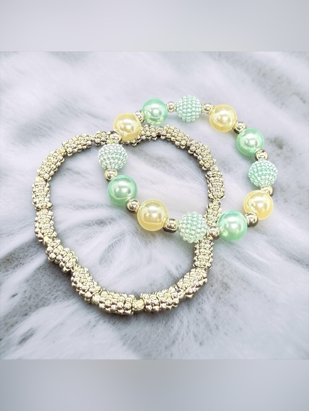 🏷️‼️5/$25🏷️‼️🩶Pastel Green, Silver & Yellow Faux Pearl Stretch Bracelets/NWOT🩶